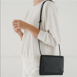 BAGGU Compact Purse Black Leather Crossbody
